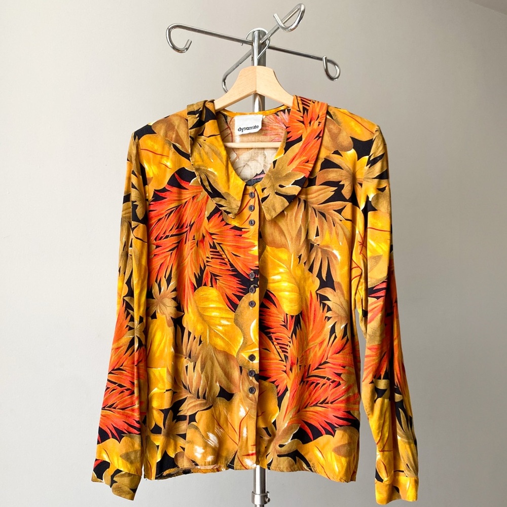 🍂 80s Vintage  Tropical Print Button Down with Peter Pan Collar Orange & Yellow